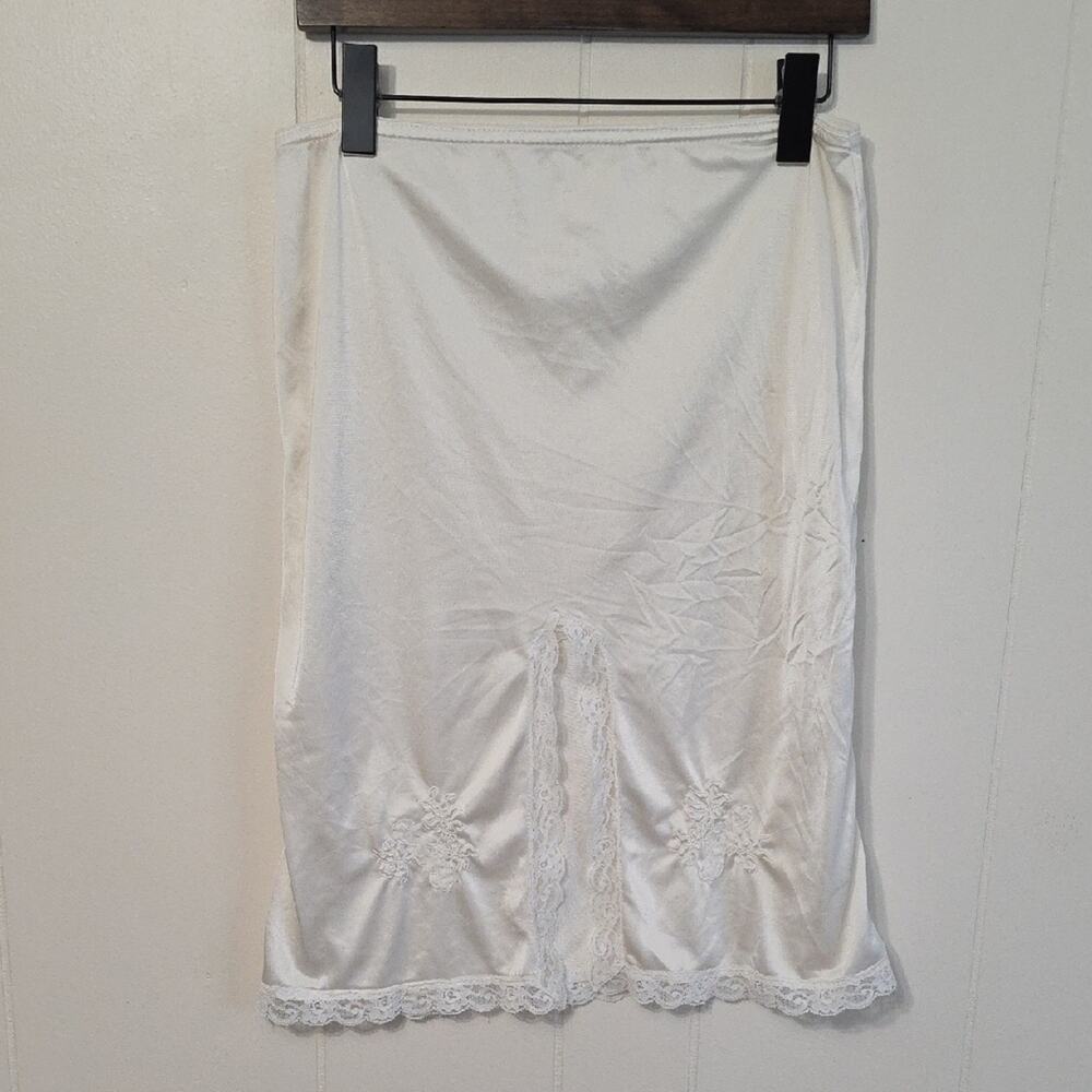 Vintage Ivory Lace Applique Trim Half Slip Slit Pinup Retro Nylon Womens L EUC